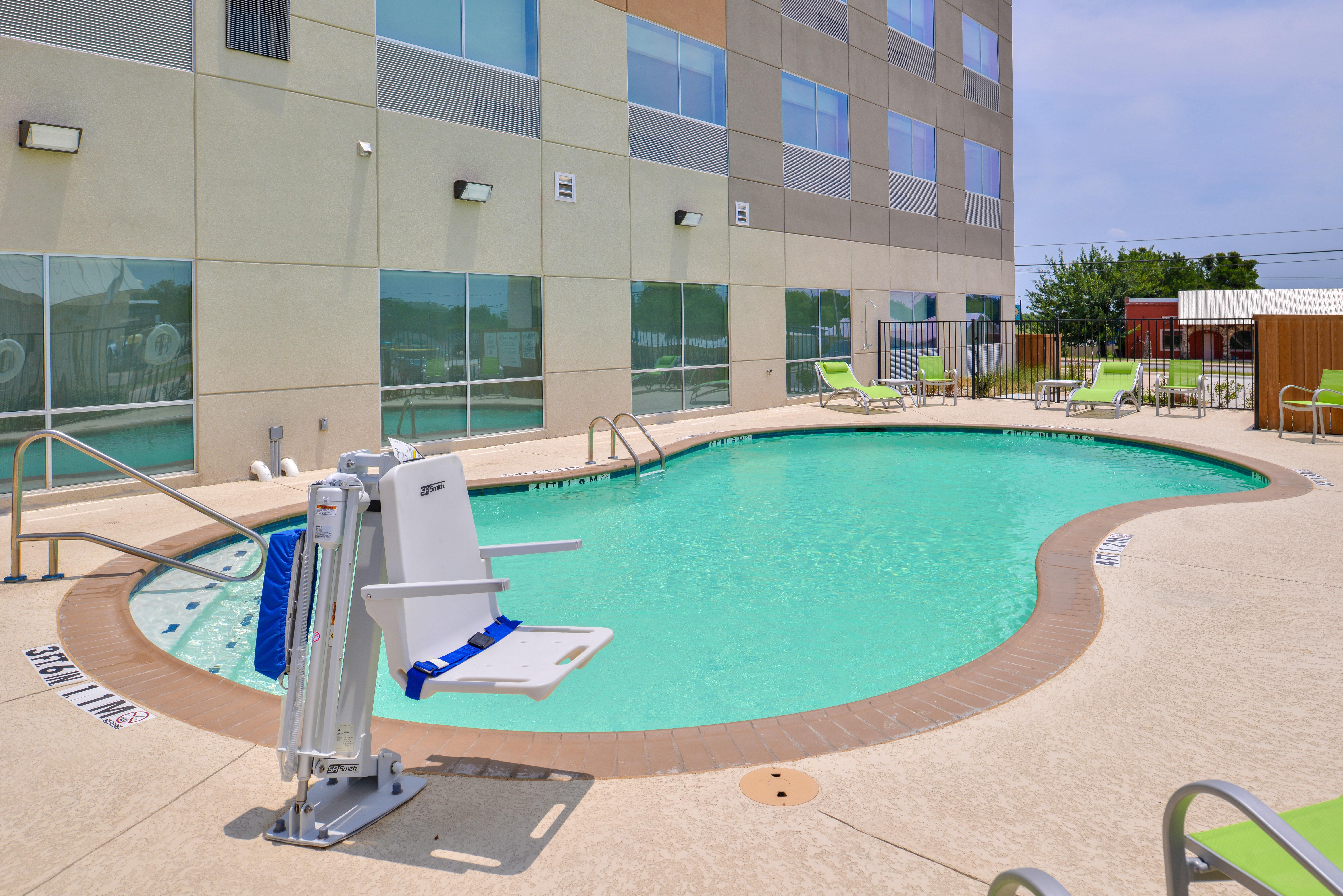 Holiday Inn Express - Early By Ihg Exterior foto
