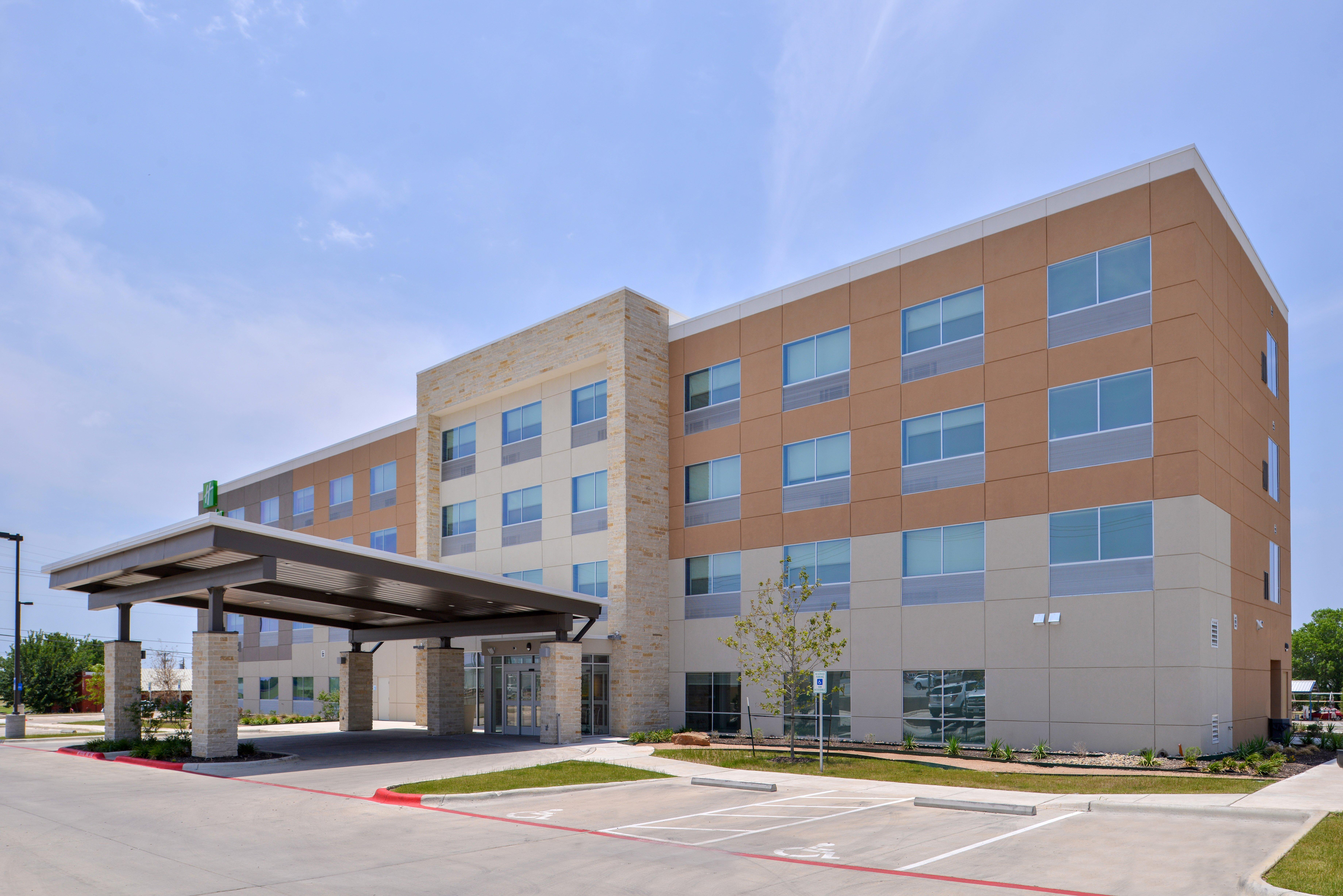 Holiday Inn Express - Early By Ihg Exterior foto